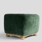 yeşil kadife modern koltuk, organik formlu luxury lounge chair, özel üretim contemporary berjer, meşe kaideli tasarım koltuk, collectible design yeşil lounge chair