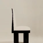 boucle modern sandalye, brutalist siyah ahşap dining chair, özel üretim sculptural sandalye, minimal contemporary yemek sandalyesi, collectible tasarım chair