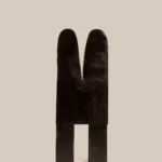 boucle modern sandalye, brutalist siyah ahşap dining chair, özel üretim sculptural sandalye, minimal contemporary yemek sandalyesi, collectible tasarım chair