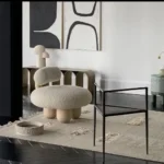 boucle lounge koltuk, organik formlu modern berjer, özel üretim collectible chair, masif ahşap ayaklı lounge koltuk, sculptural contemporary tasarım koltuk