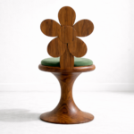 çiçek form ahşap sandalye, masif oyma tasarım sandalye, özel üretim artistik sandalye, pedestal ayaklı modern sandalye, ısmarlama dekoratif sandalye