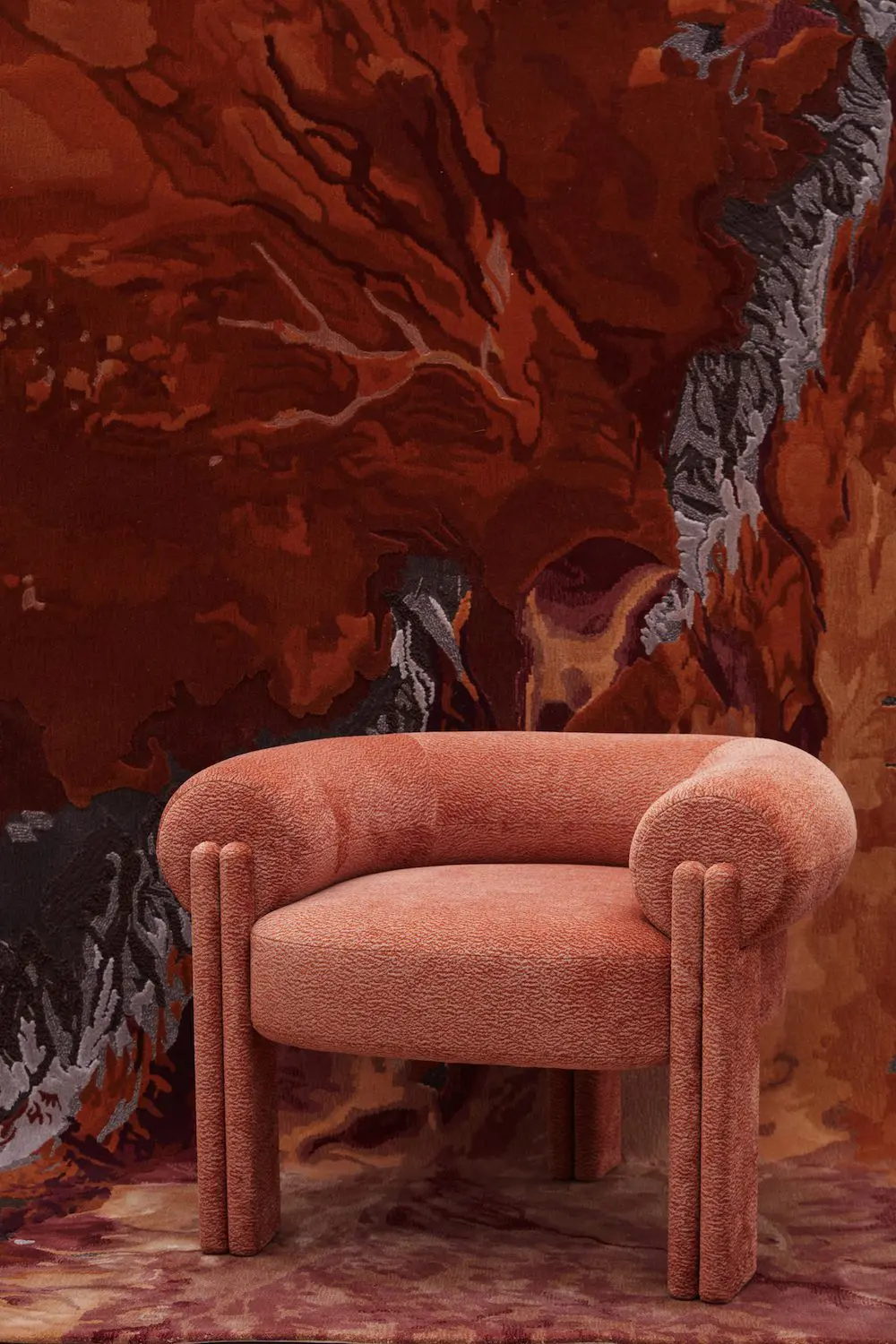 collectible boucle koltuk, oversized lounge chair design, organik contemporary koltuk, ozel uretim sculptural lounge chair, heykelsi modern berjer