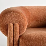 collectible boucle koltuk, oversized lounge chair design, organik contemporary koltuk, ozel uretim sculptural lounge chair, heykelsi modern berjer