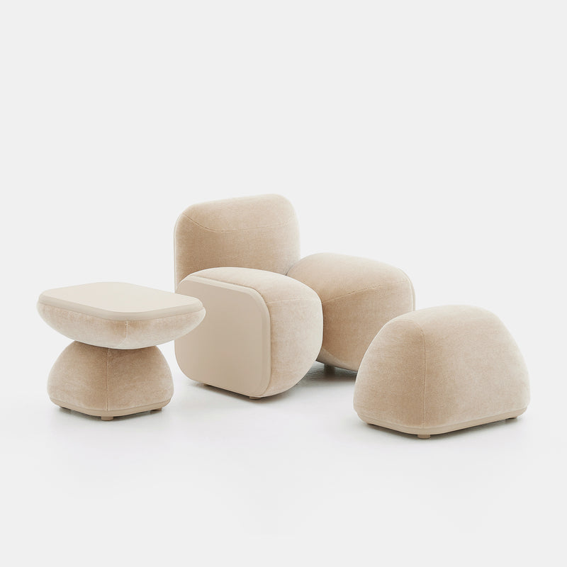 organik contemporary koltuk, oversized boucle lounge chair, özel üretim collectible design koltuk, heykelsi modern luxury berjer, yeşil dokulu sculptural chair