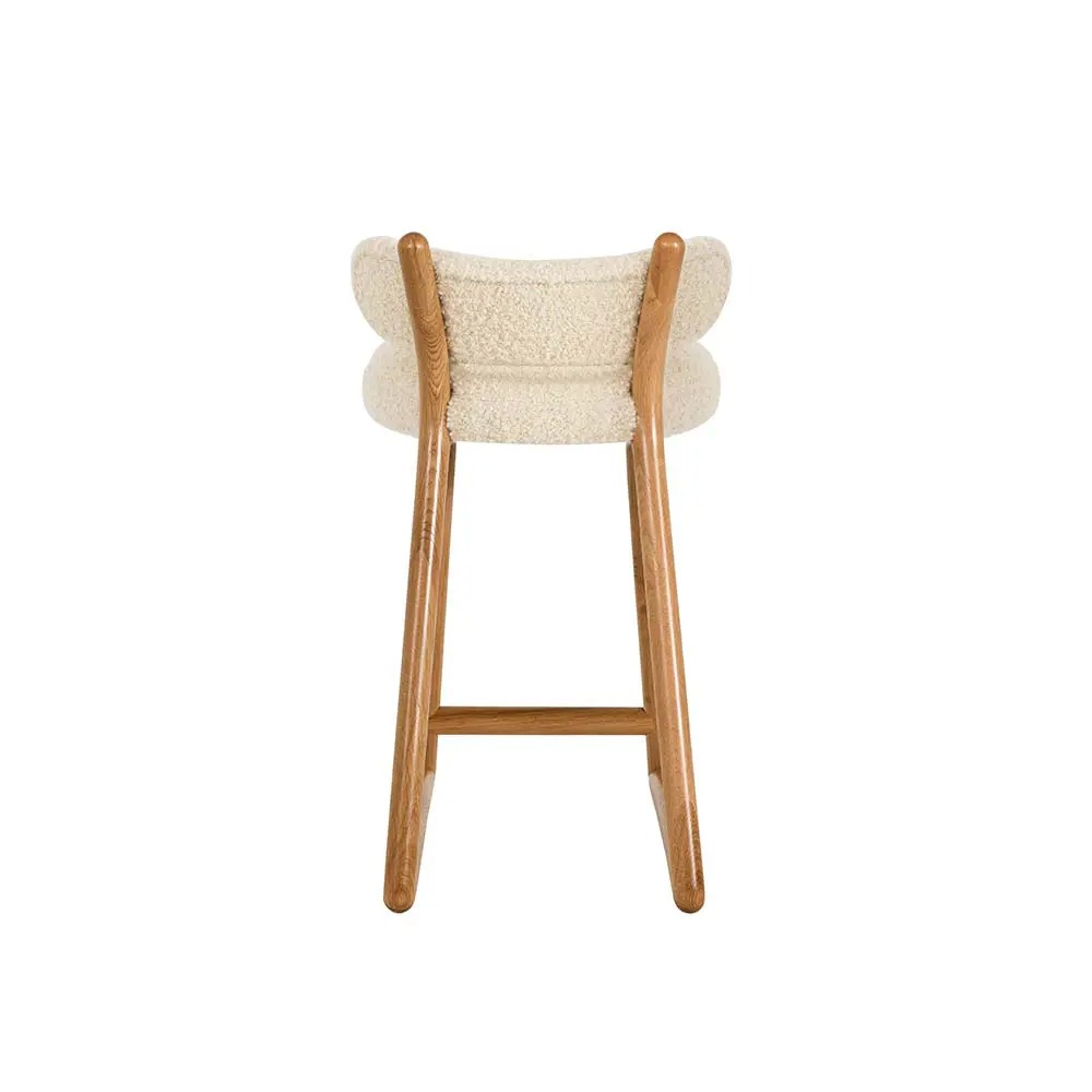 modern bar sandalyesi, boucle bar chair, özel üretim meşe bar sandalyesi, organik formlu bar taburesi, contemporary tasarım mutfak sandalyesi
