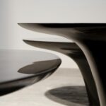dumanlı lake boya özel üretim sehpa seti, organik tablalı özel ölçü orta sehpa, siyah heykelsi ayaklı sipariş mobilya, modüler ısmarlama mobilya sehpa, luxury coffee table tasarımı