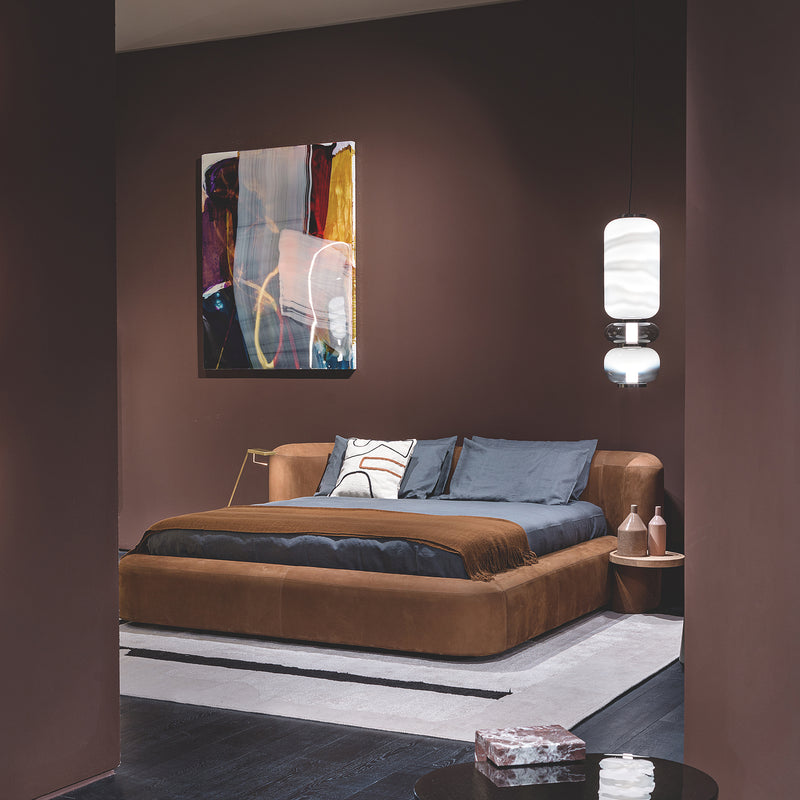 dosemeli contemporary karyola, luxury platform bed design, ozel uretim modern yatak, oversized upholstered bedroom furniture, soft minimal karyola