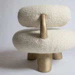 boucle modern koltuk, organik formlu sculptural lounge chair, özel üretim minimal koltuk, contemporary collectible furniture chair, yumuşak formlu tasarım koltuk