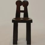 brutalist ahşap sandalye, siyah modern dining chair, özel üretim sculptural sandalye, monolitik contemporary chair, collectible tasarım yemek sandalyesi