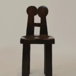 brutalist ahşap sandalye, siyah modern dining chair, özel üretim sculptural sandalye, monolitik contemporary chair, collectible tasarım yemek sandalyesi