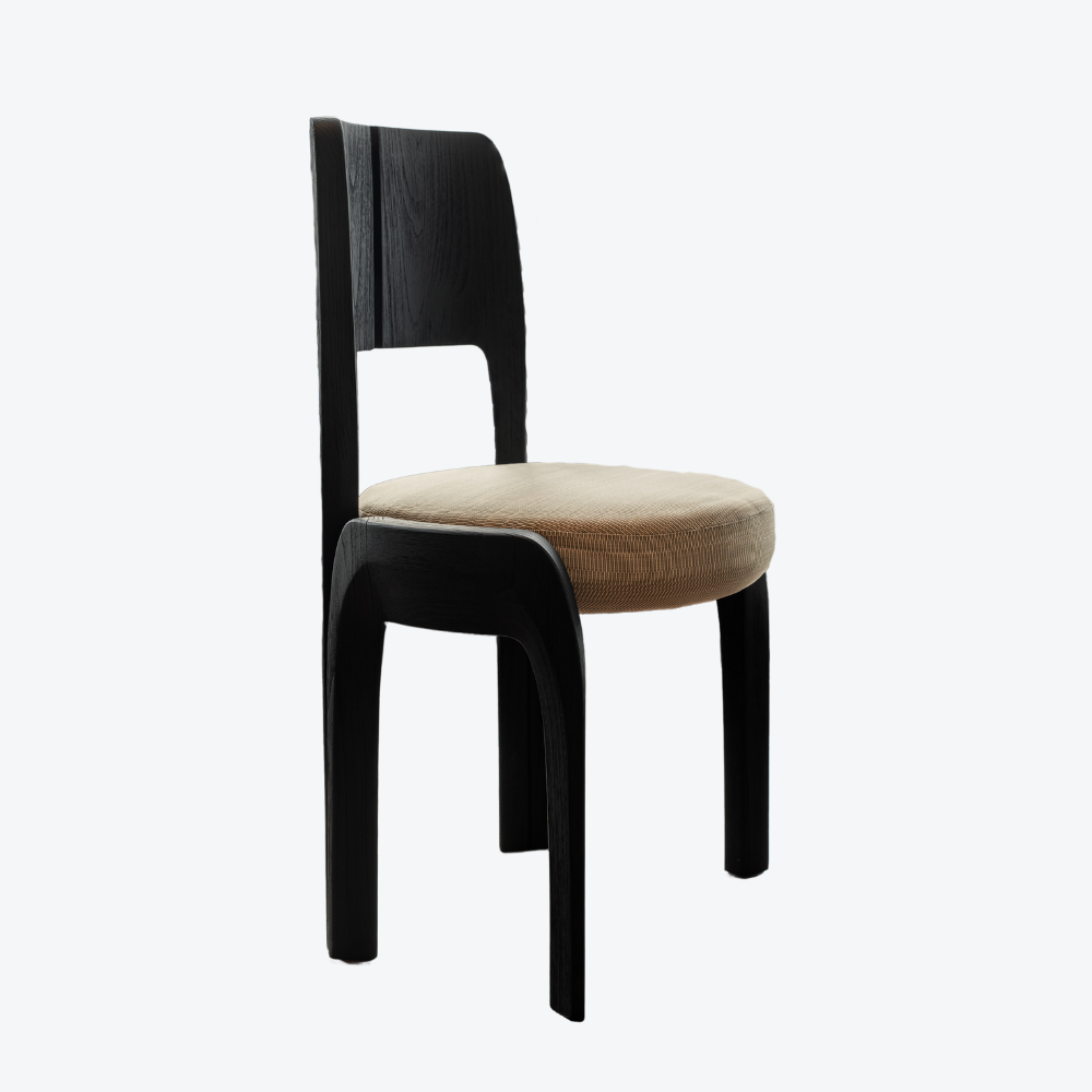 siyah meşe modern sandalye, minimal contemporary dining chair, özel üretim organik sandalye, sculptural ahşap yemek sandalyesi, soft brutalist tasarım chair