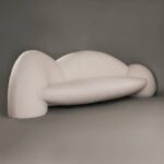 organik boucle kanepe, heykelsi contemporary sofa, özel üretim collectible design kanepe, modern luxury sculptural koltuk, yere yakın organik form kanepe