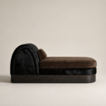 siyah kadife özel üretim daybed, kahverengi nubuk özel ölçü lounge bed, kavisli başlıklı sipariş mobilya daybed, koyu ahşap bazalı ısmarlama mobilya, luxury lounge daybed tasarımı