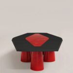 kırmızı sırlı seramik detaylı özel üretim yemek masası, siyah lake özel ölçü 12 kişilik dining table, konik seramik ayaklı sipariş mobilya masa, seramik üzeri sır uygulamalı ısmarlama mobilya, lüks büyük yemek odası masası