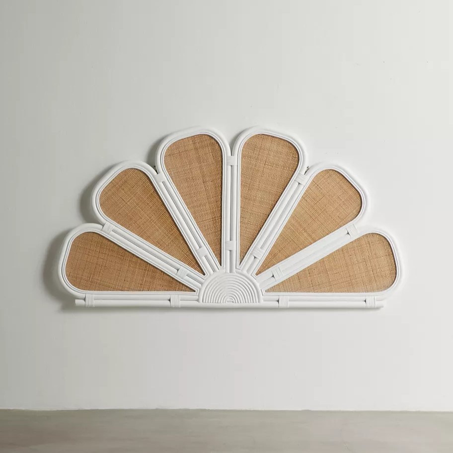 rattan duvar panosu, hasır dekoratif wall panel, organik formlu duvar dekoru, özel üretim doğal hasır pano, mediterranean stil dekoratif aksesuar
