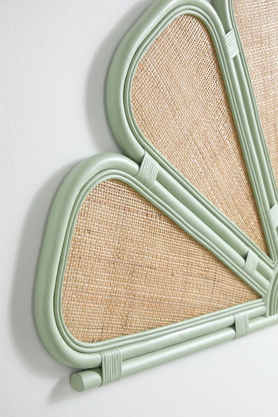 rattan duvar panosu, hasır dekoratif wall panel, organik formlu duvar dekoru, özel üretim doğal hasır pano, mediterranean stil dekoratif aksesuar