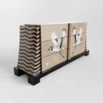 turna kuşu motifli özel üretim büfe, krem lake özel ölçü sideboard, siyah basamak kaideli sipariş mobilya, art deco çizgili ısmarlama mobilya büfe, dekoratif kuş desenli luxury cabinet