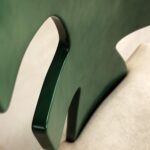 monoblok modern sandalye tasarımı, lake gövdeli yemek sandalyesi, ergonomik sırt detaylı sandalye, özel üretim tasarım sandalye, ısmarlama modern dining chair