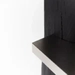 tribal mask kitaplık, heykelsi siyah ahşap bookshelf, özel üretim collectible design kitaplık, etnik oyma detaylı raf sistemi, masif contemporary luxury kitaplık