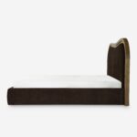 meşe çerçeveli karyola, özel üretim yatak, döşemeli başlıklı karyola, modern luxury bedroom furniture, ısmarlama ahşap detaylı karyola