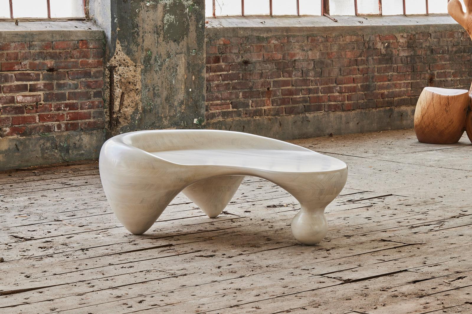 lavento orta sehpa, organik form sehpa, sculptural coffee table, özel üretim modern orta sehpa, collectible design sehpa
