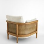 hasır detaylı koltuk, rattan koltuk, masif meşe koltuk, luxury lounge chair, modern Mediterranean koltuk, artisan furniture koltuk, doğal ahşap koltuk, özel üretim koltuk, coastal luxury chair, hasır detaylı tekli koltuk, contemporary lounge chair, premium koltuk modeli, luxury accent chair, designer koltuk, ahşap iskeletli koltuk