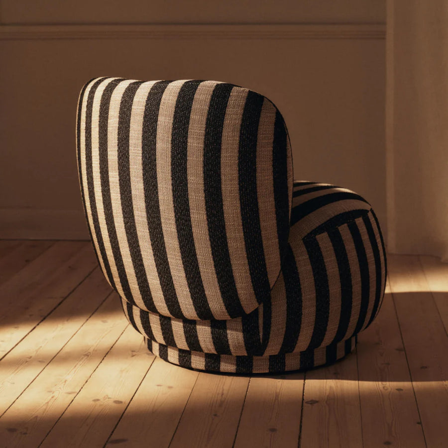 rico piccolo berjer, çizgili boucle lounge chair, swivel contemporary berjer, özel üretim sculptural koltuk, collectible design lounge chair