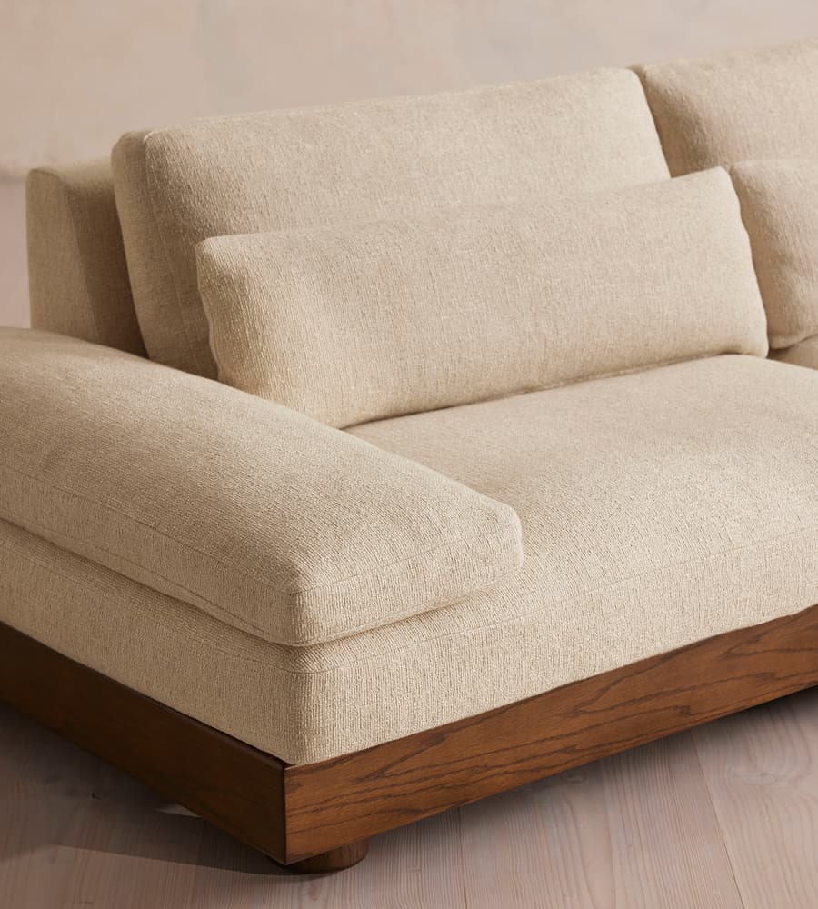 moduler luxury kanepe, masif bazali contemporary sofa, ozel uretim modern oturma grubu, soft minimal designer kanepe, natural wood luxury sofa