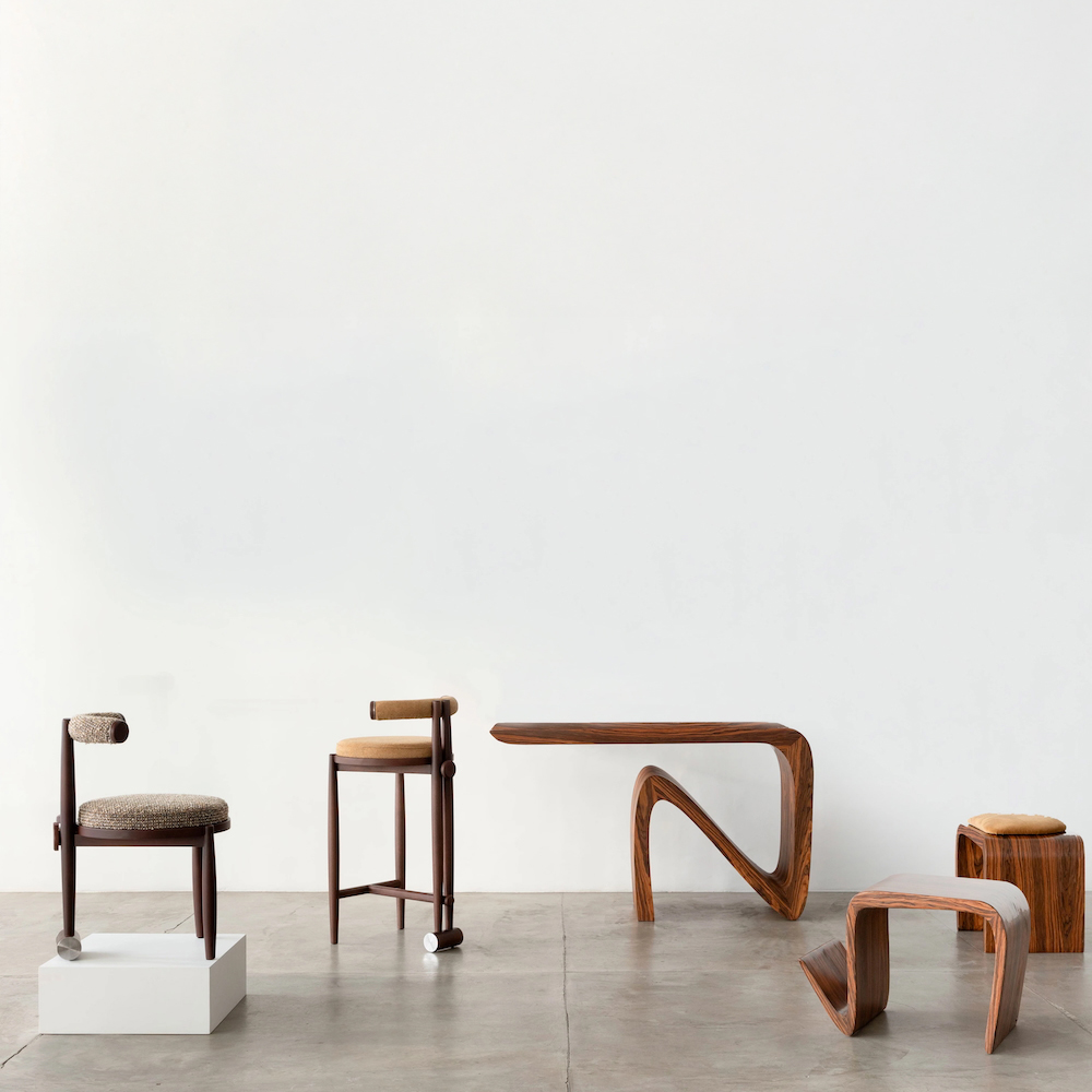 heykelsi dining chair, boucle modern sandalye, özel üretim ahşap sandalye, contemporary collectible chair, masif ahşap designer chair