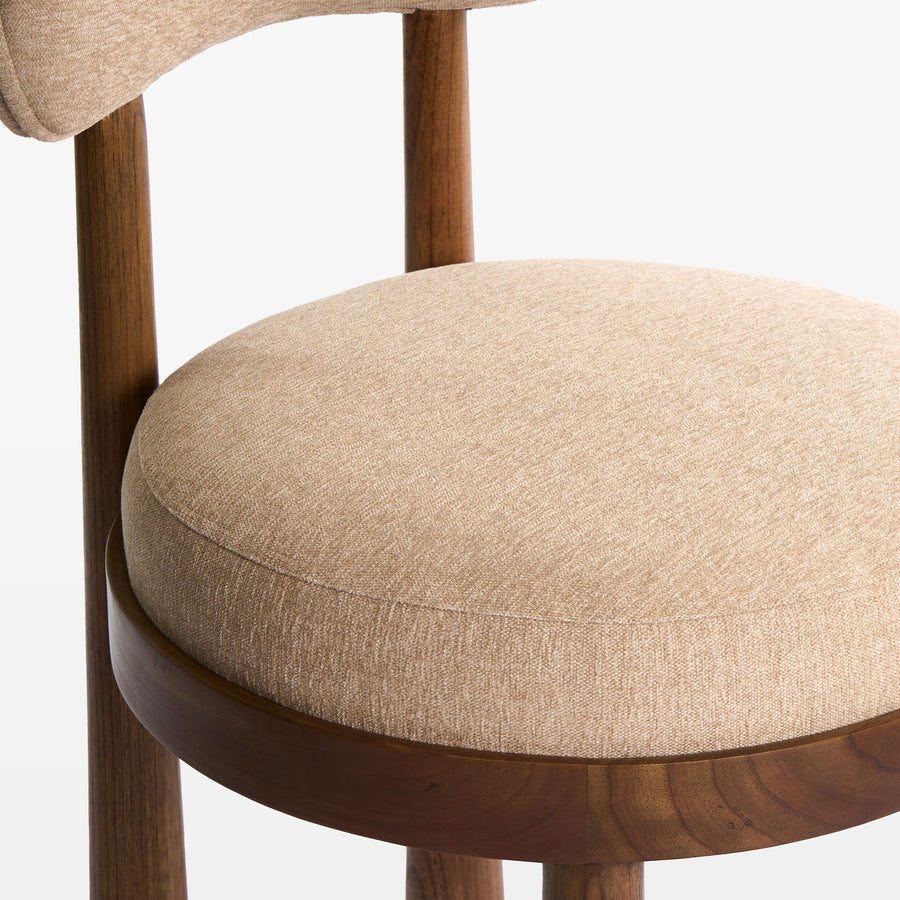 whiper sandalye, modern ahşap sandalye, özel üretim dining chair, sculptural sırtlı sandalye, contemporary meşe sandalye